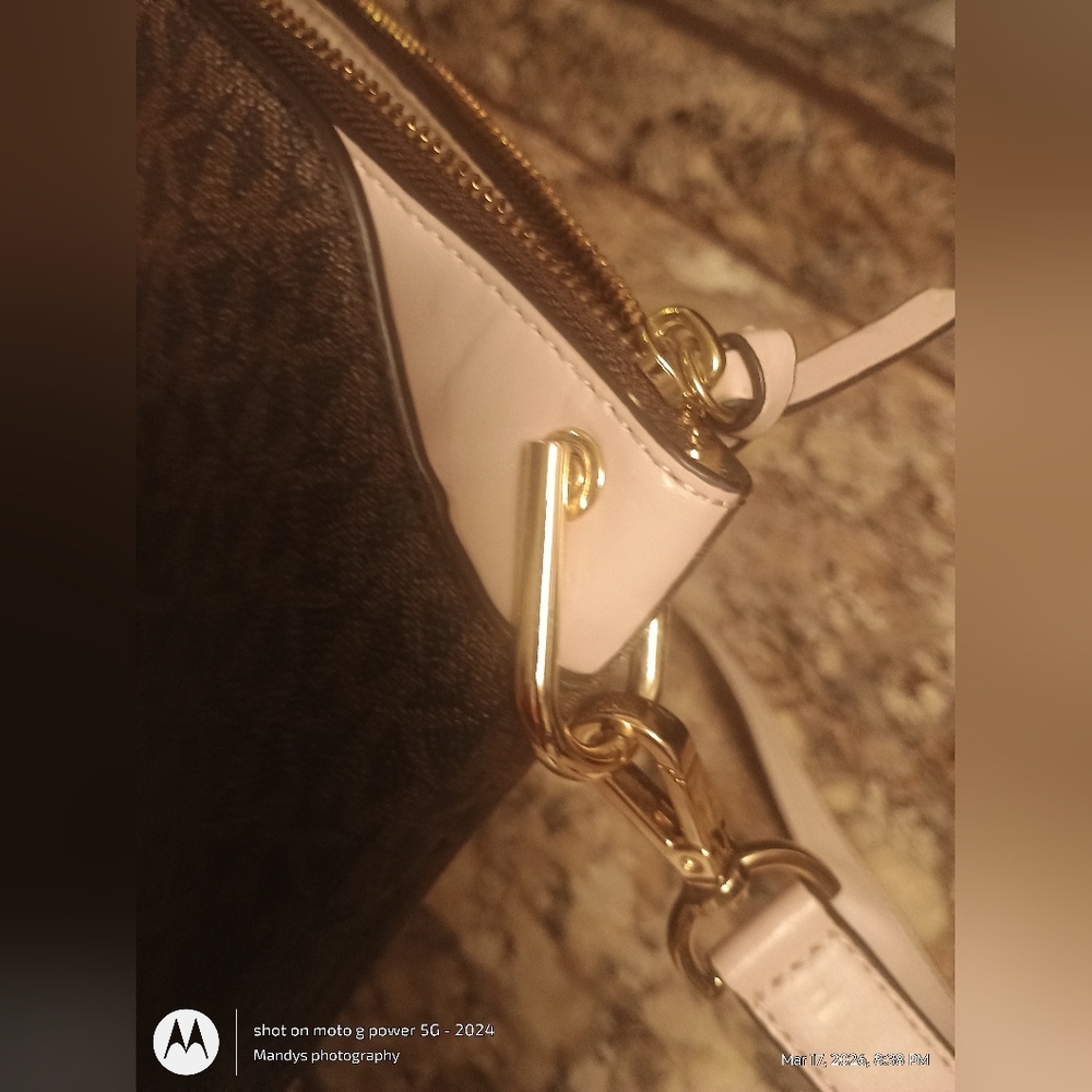 Michael Kors Medium Logo Convertible Crossbody Bag Authentic With Tags Euc - Picture 11 of 15